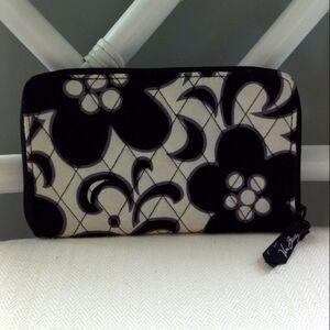 VERA BRADLEY "NIGHT AND DAY" ACCORDIAN WALLET